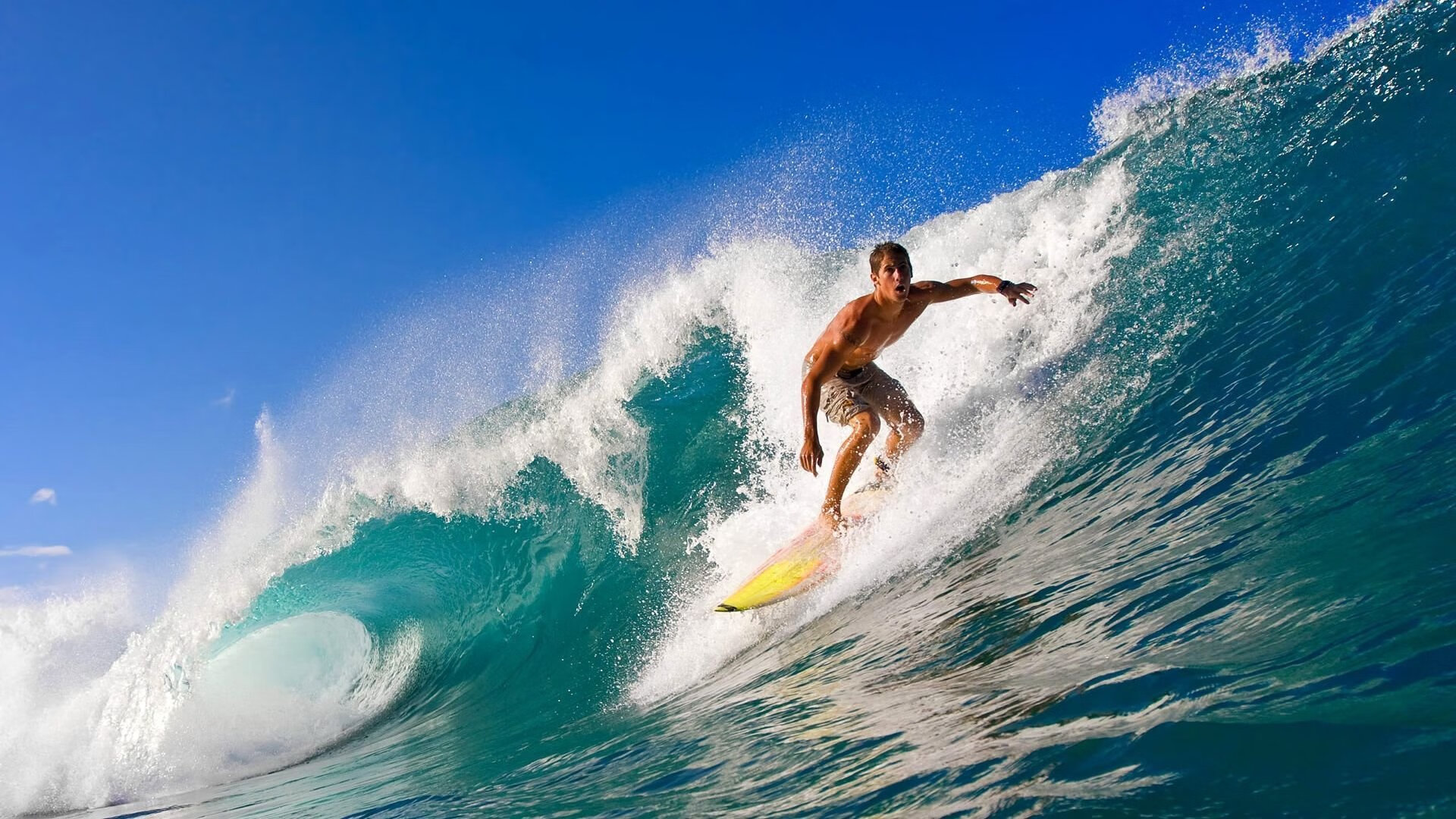 “三叉湖滚球赛：选手精准操控，赛场悬念不断”