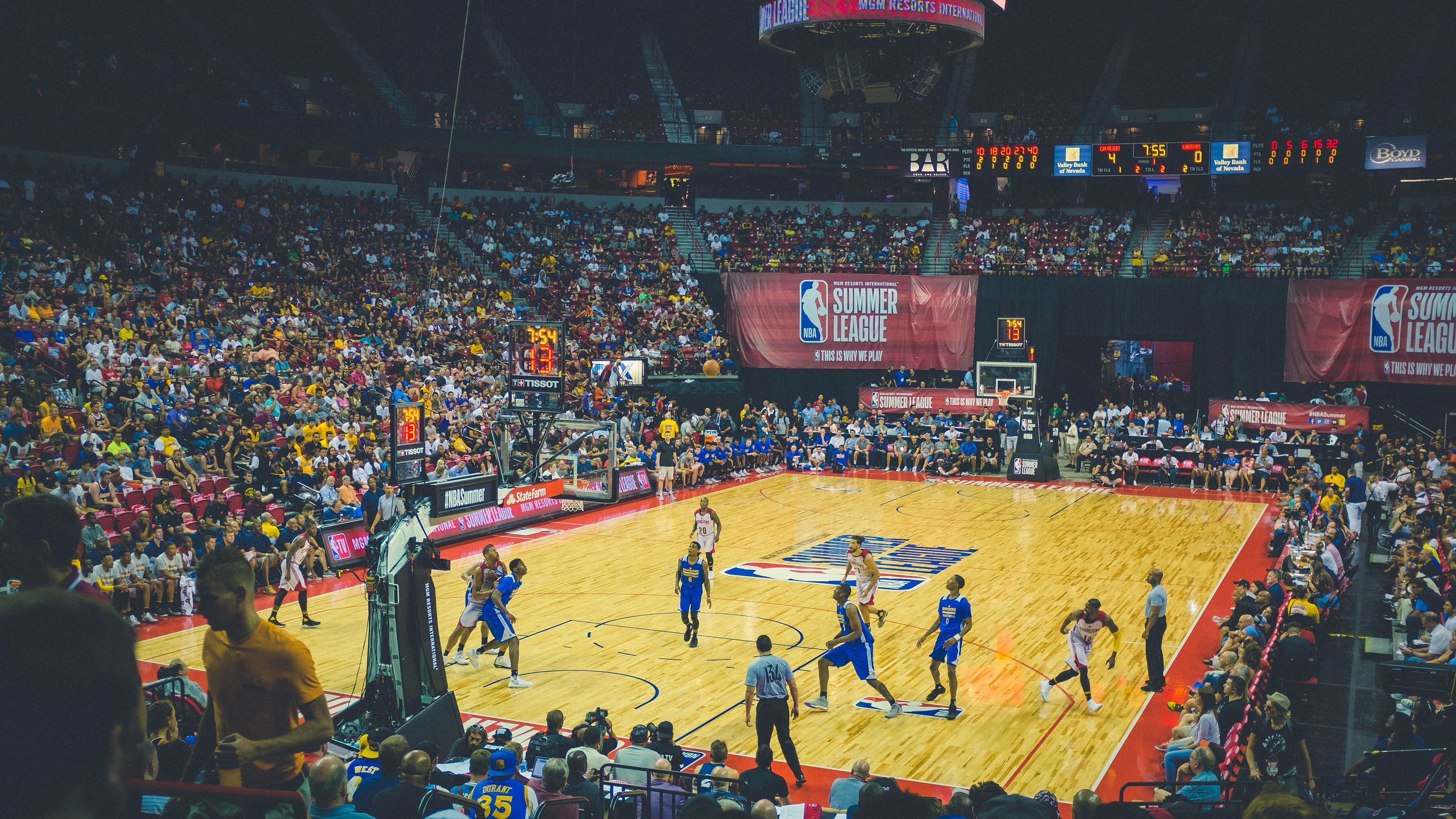 乐鱼体育官网登录-单核带队！布朗32+9凯尔特人负魔术，期待塔图姆回归，布朗特篮球